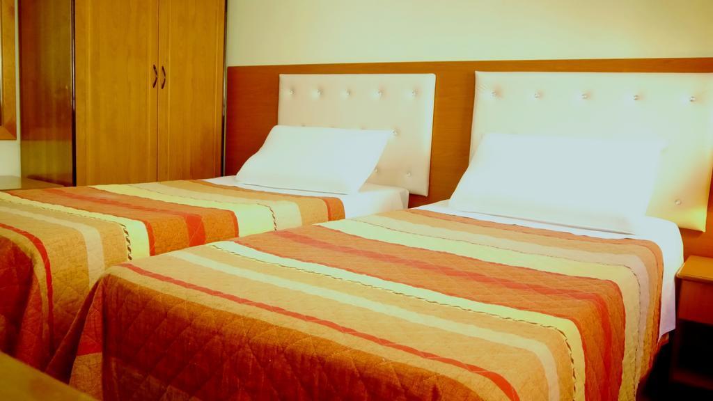 Kruja Hotel Tirana Esterno foto