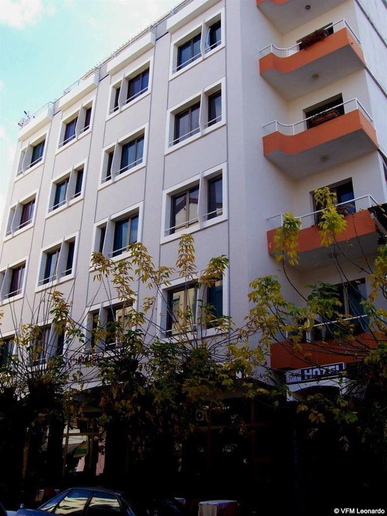 Kruja Hotel Tirana Esterno foto