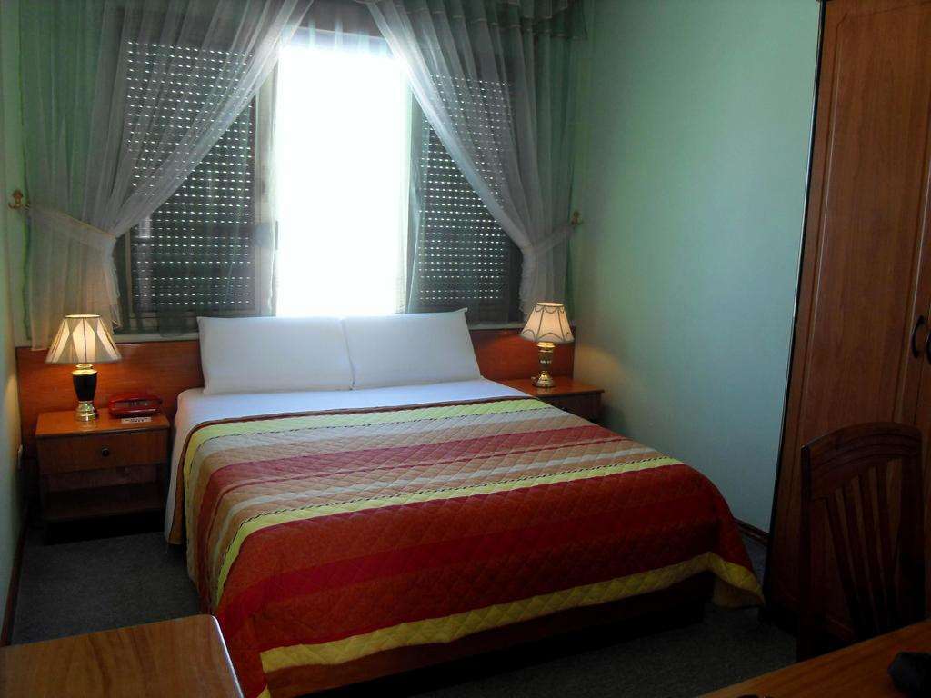 Kruja Hotel Tirana Camera foto